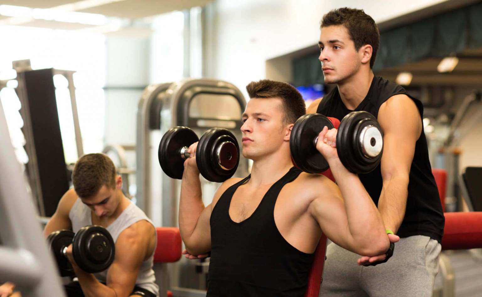 Coach Sportif En Salle De Sport Bodytrainers